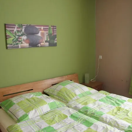 Zum Eifgental ורמלסקירכן